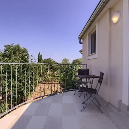 Villa Nera 1500m Beach