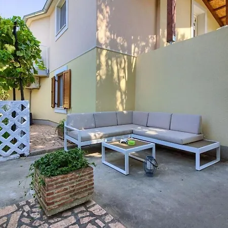 Villa Nera 1500m Beach Šišan