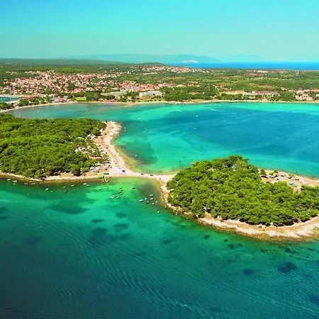 Nera 1500m Beach